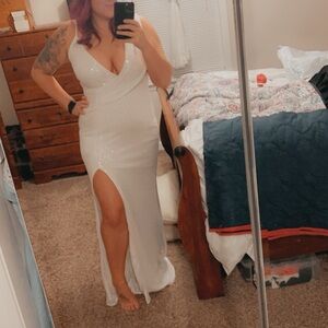 White Maxi Dress with Elegant Design